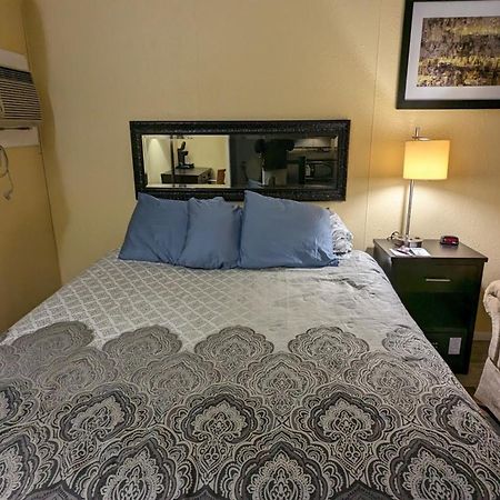 Colonial Inn Extended Stay By Oyo New Ulm Luaran gambar