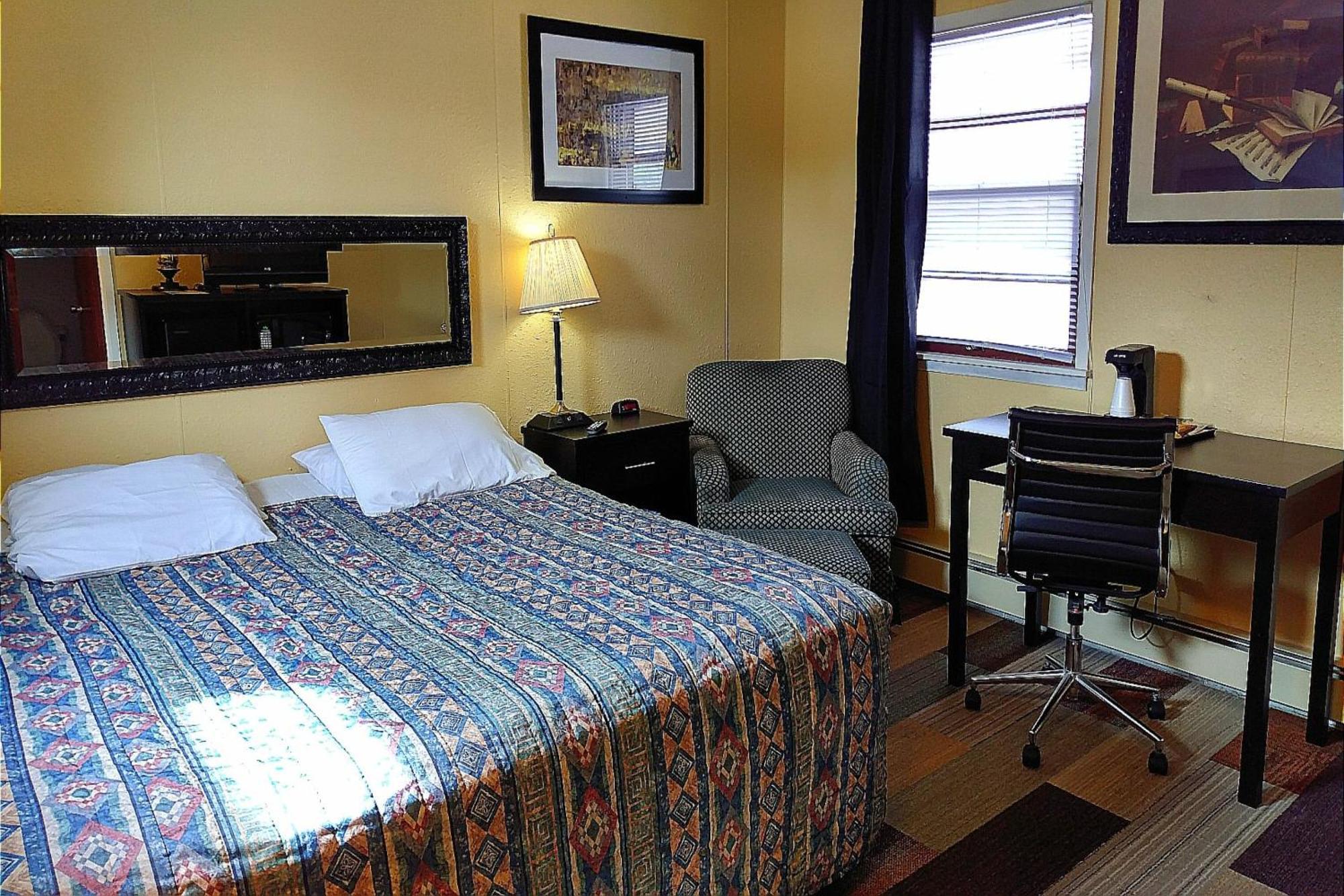 Colonial Inn Extended Stay By Oyo New Ulm Luaran gambar